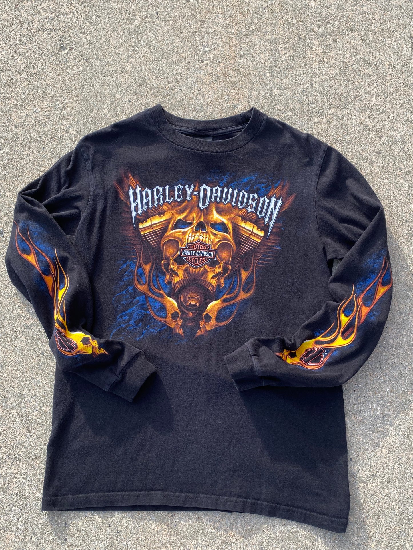 Harley Davidson Skull flame long sleeve Size Medium