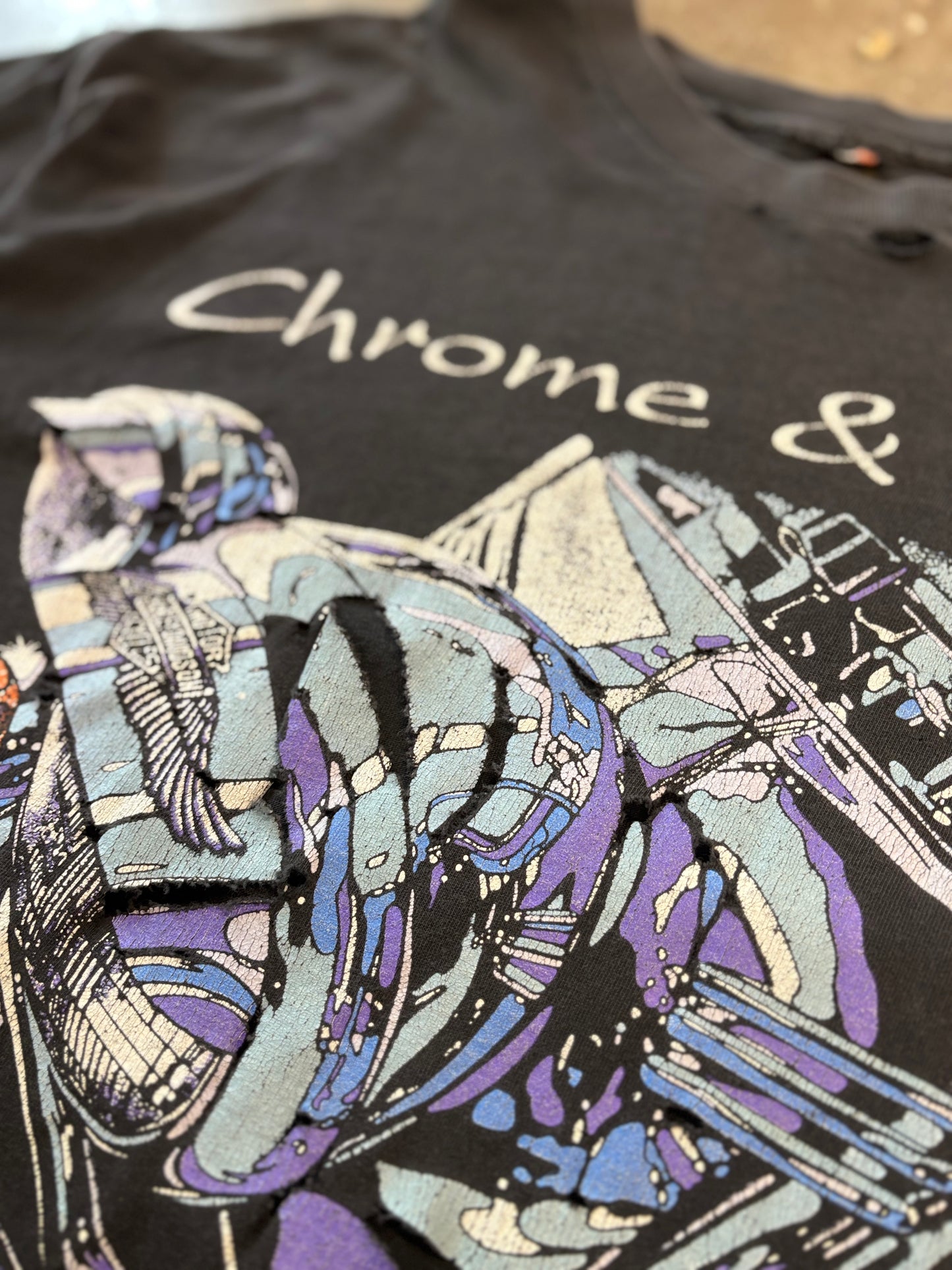 Vintage Harley Davidson Thrashed chrome and steel shirt size extra large