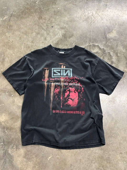 Vintage Ten inch spikes shirt size extra large