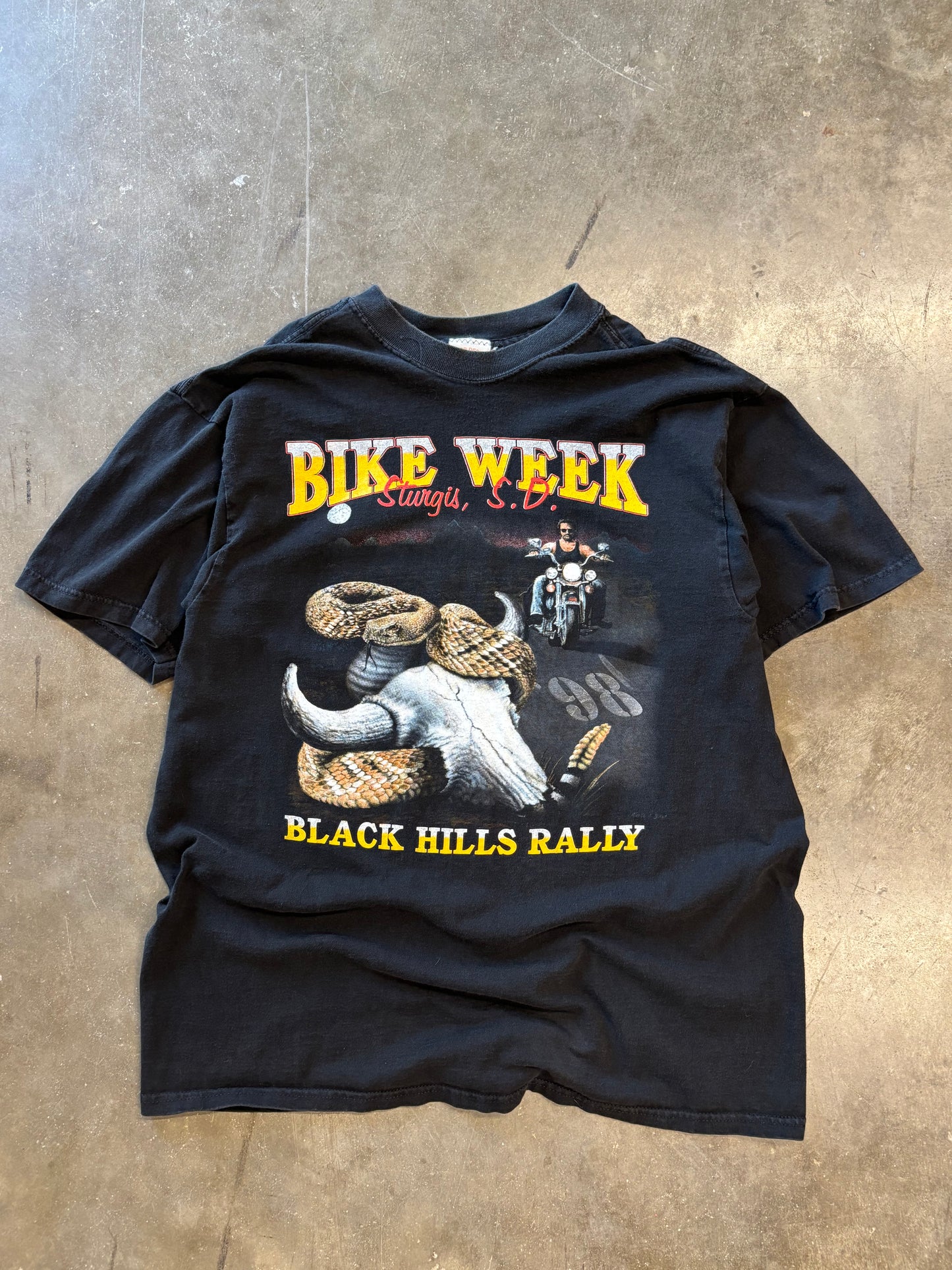 Vintage 1998 Sturgis Black Hills Rally shirt size extra large