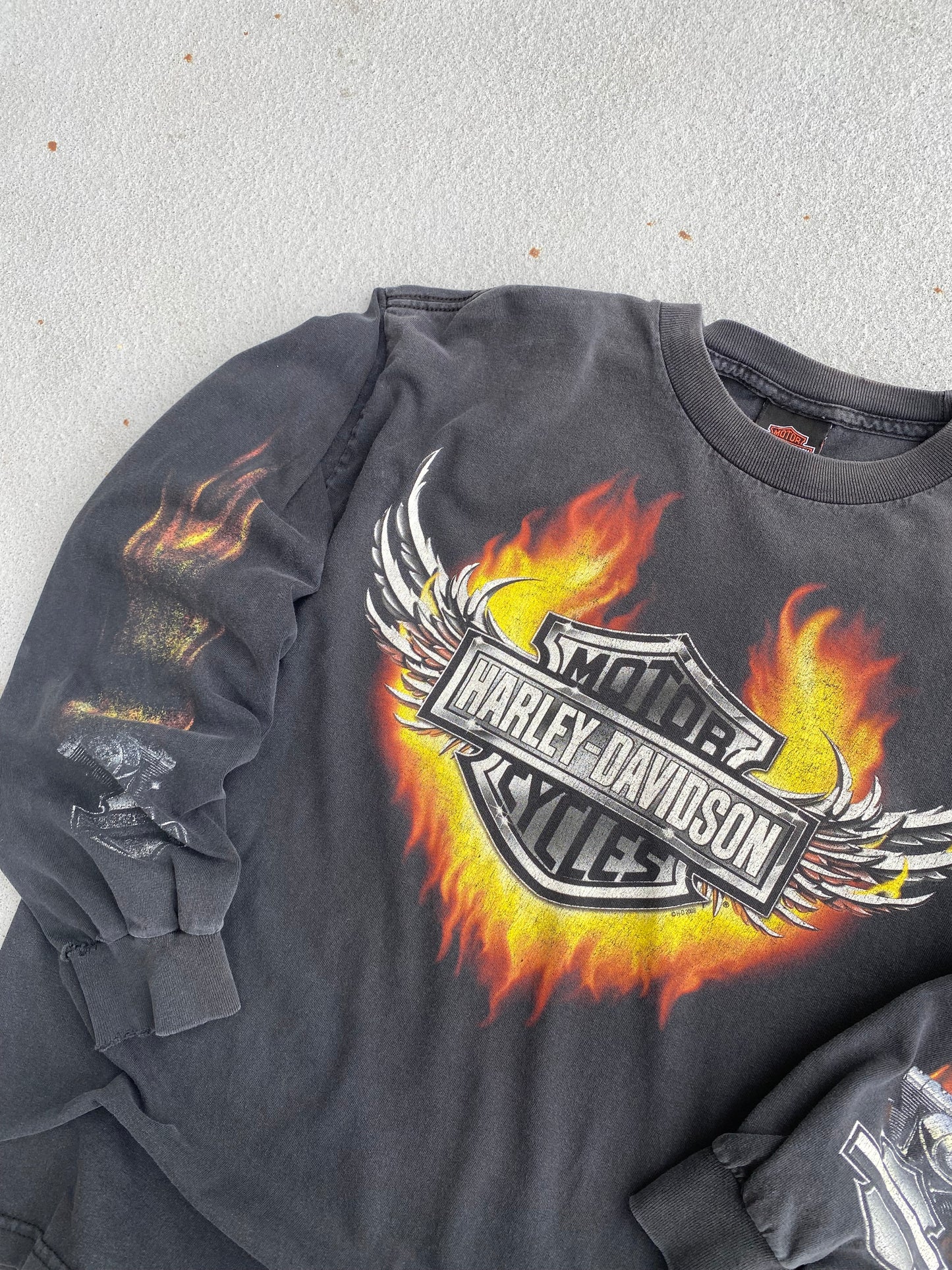 Harley Davidson Chrome flame longsleeve size large