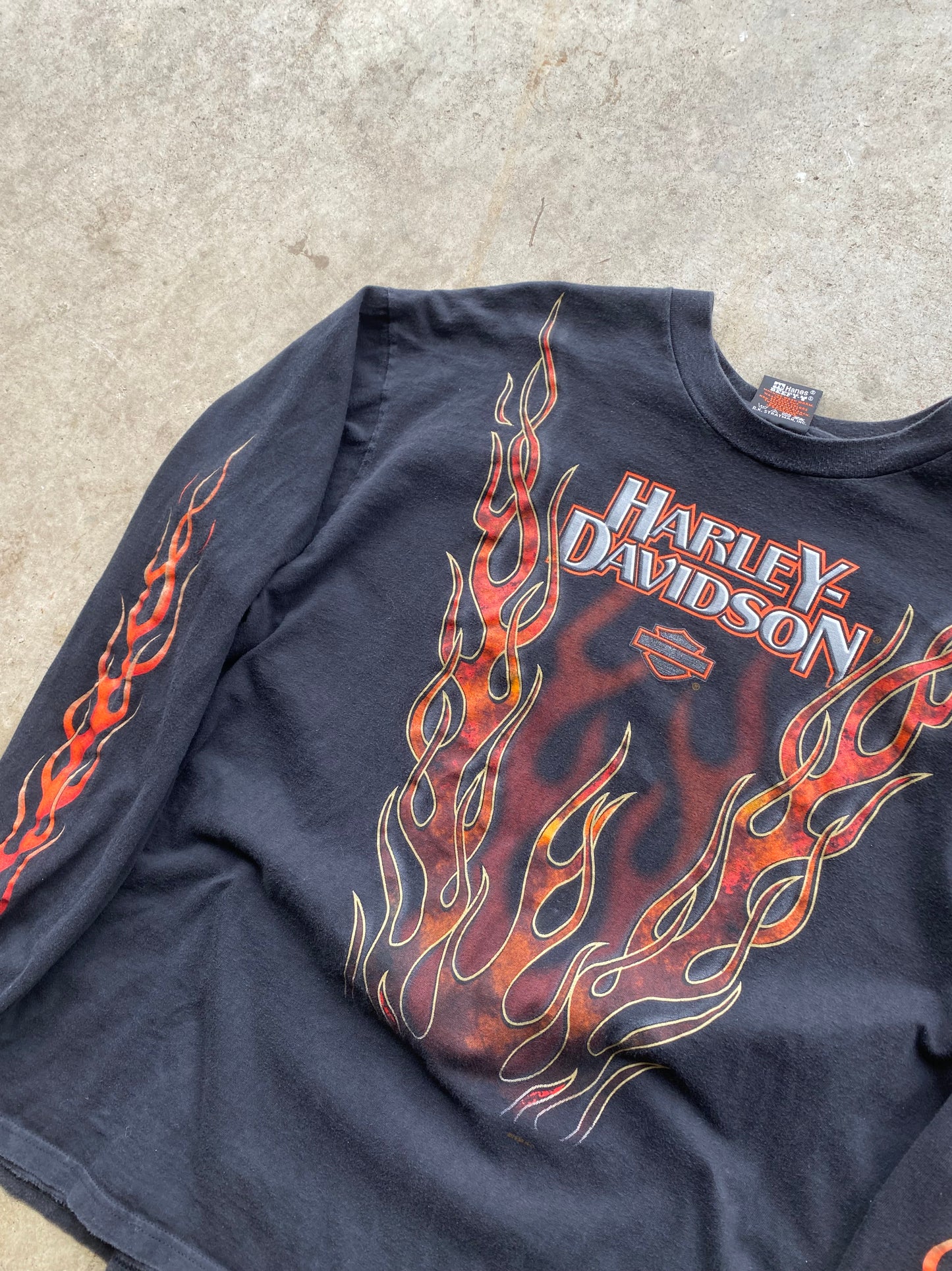 Vintage Harley Davidson Rising V Flame long sleeve size extra large