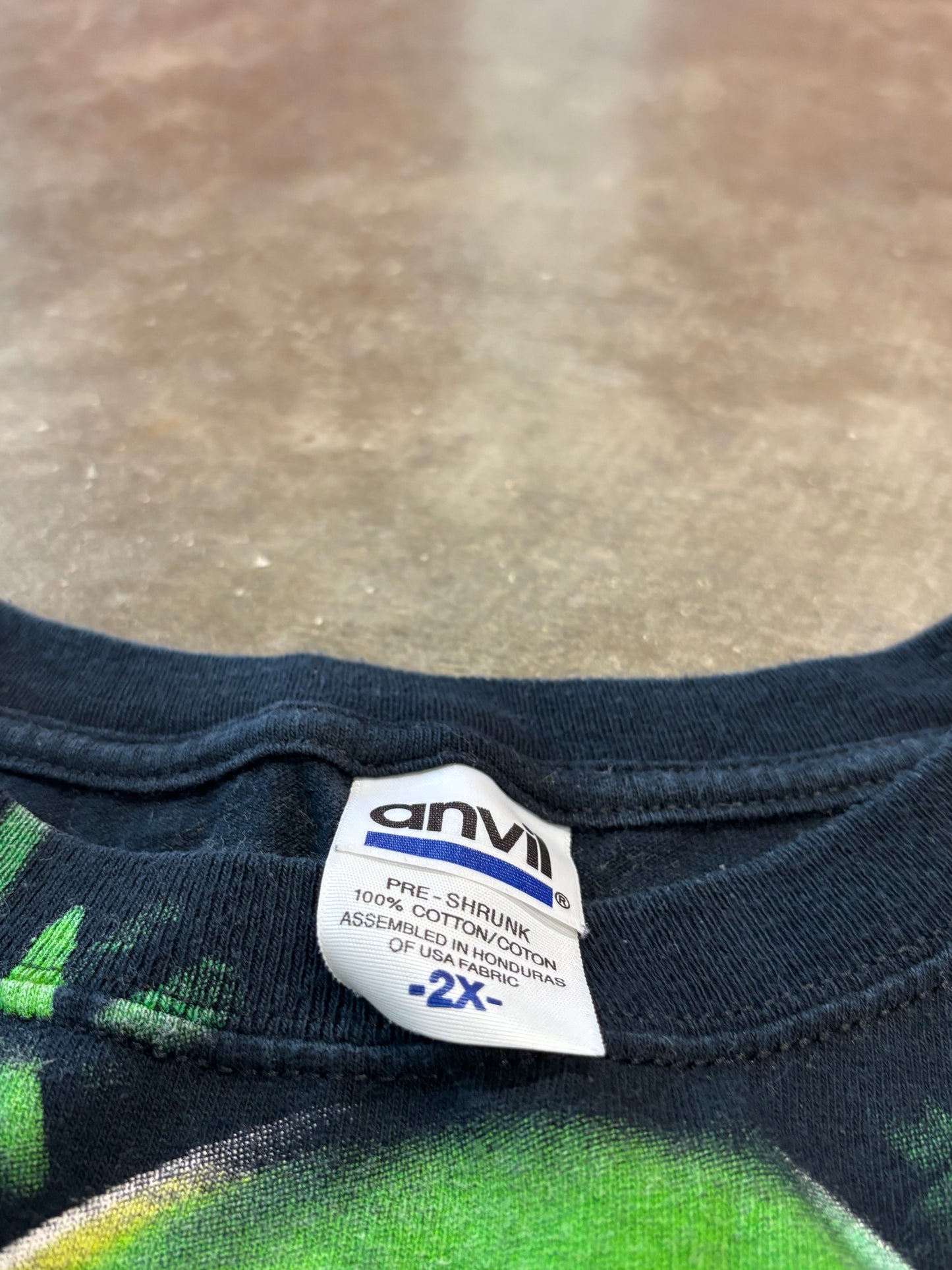 Vintage liquid blue skull pile shirt size xxl