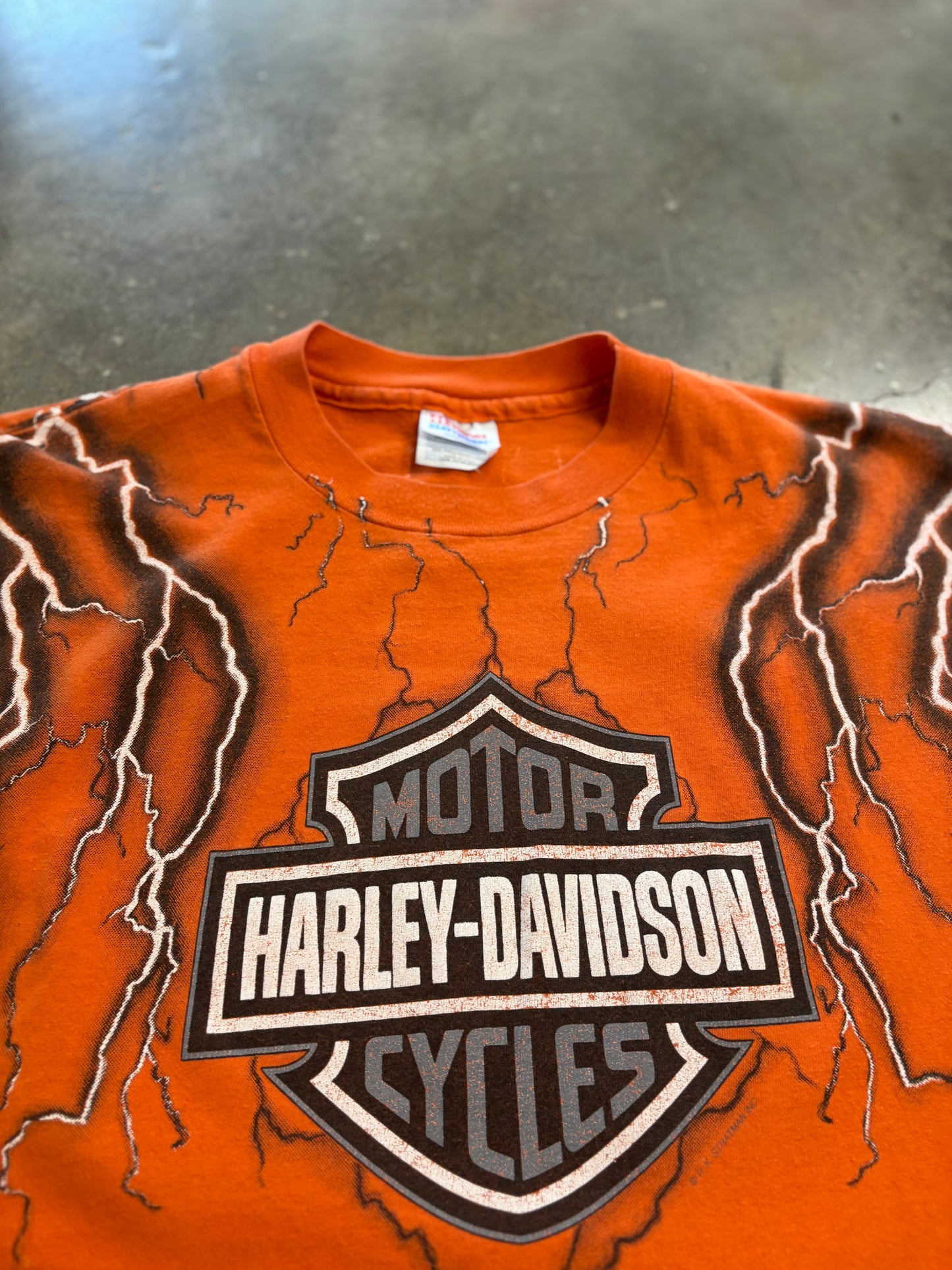 Vintage Harley Davidson Chopped lighting shirt size large