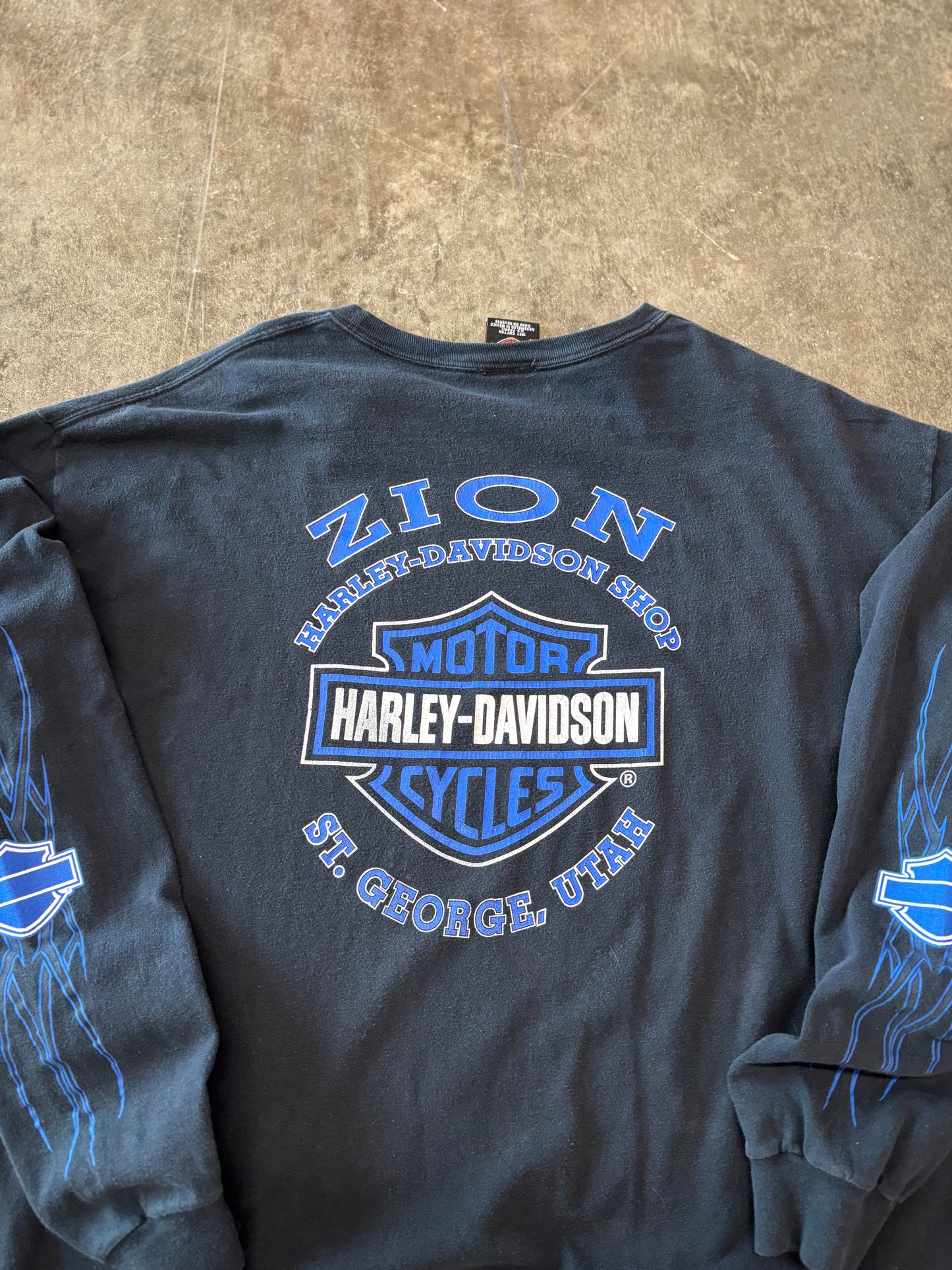 Vintage Harley Davidson Blue flame blue shield long sleeve size xl