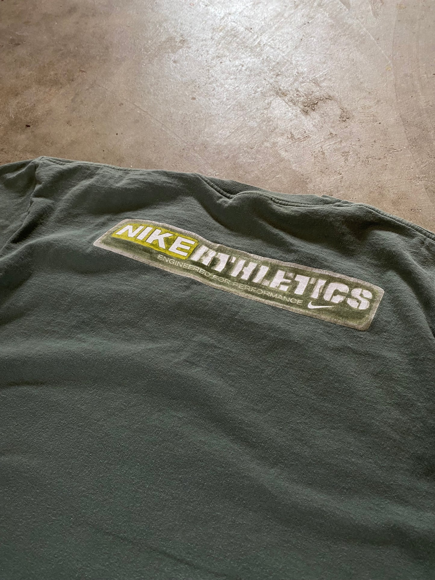 Vintage 90’s Nike Earth Tone shirt Size large