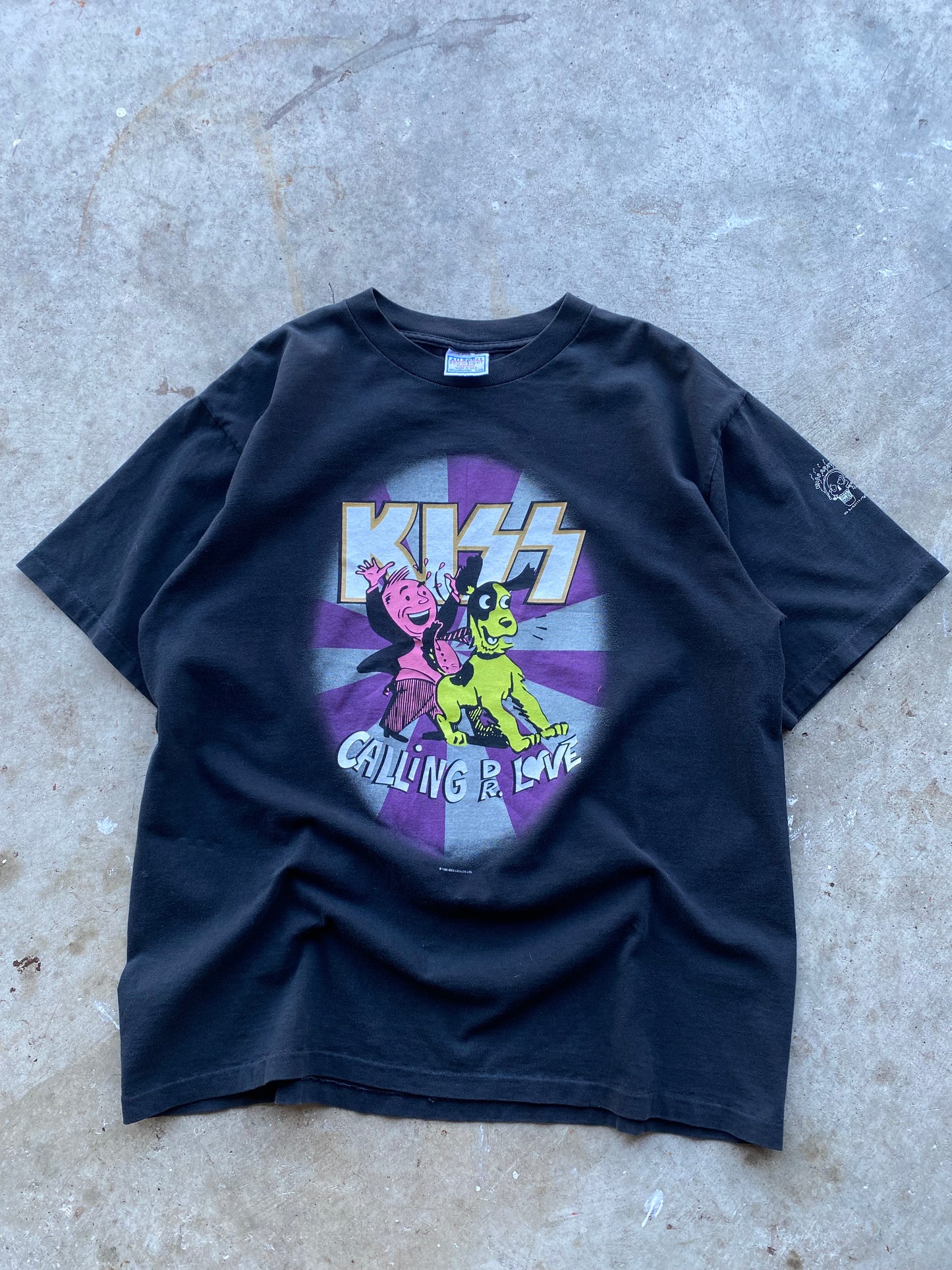 Vintage Kiss DR love shirt size extra large