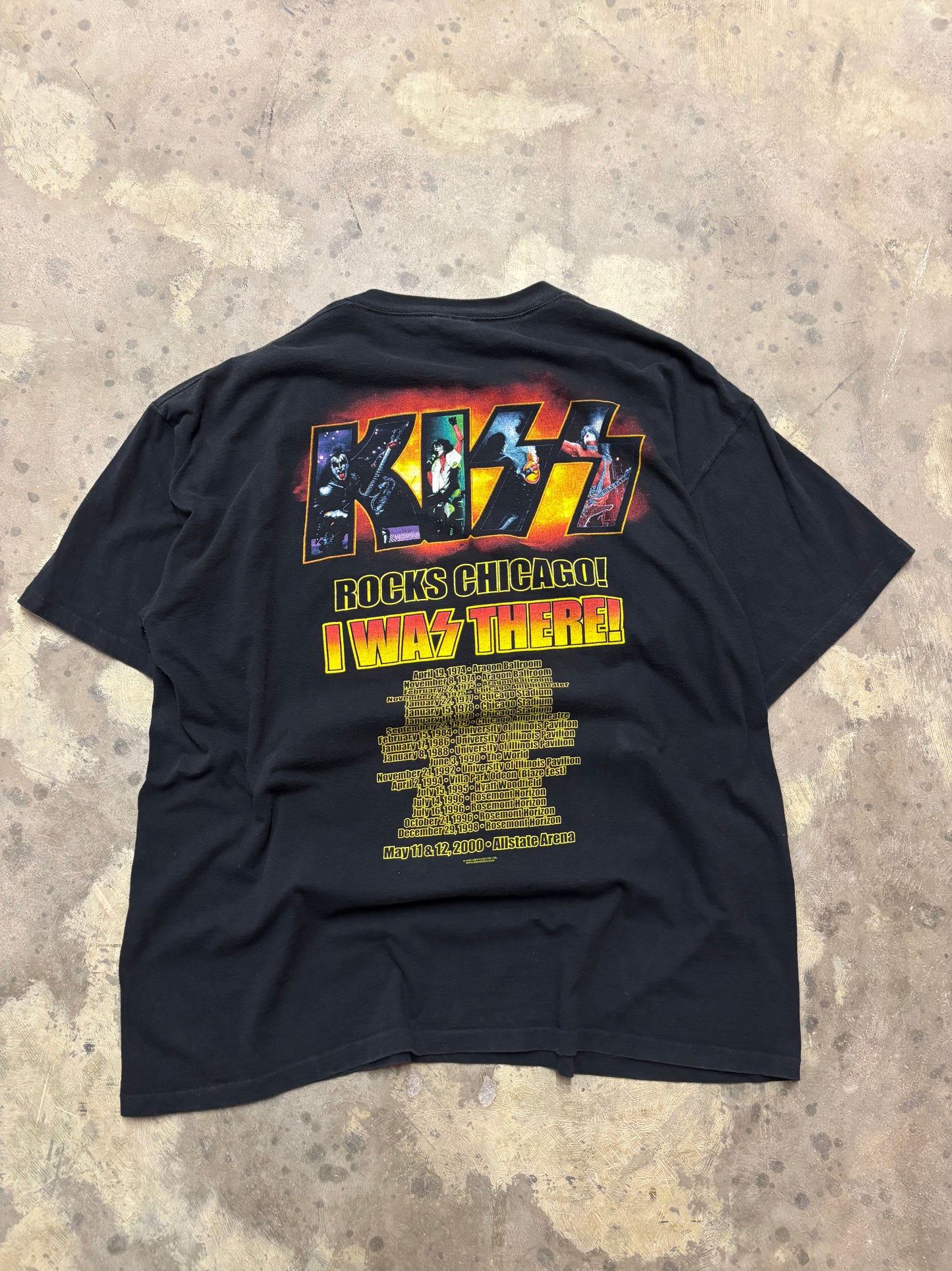 Vintage Kiss Rocks Chicago shirt size 2XL